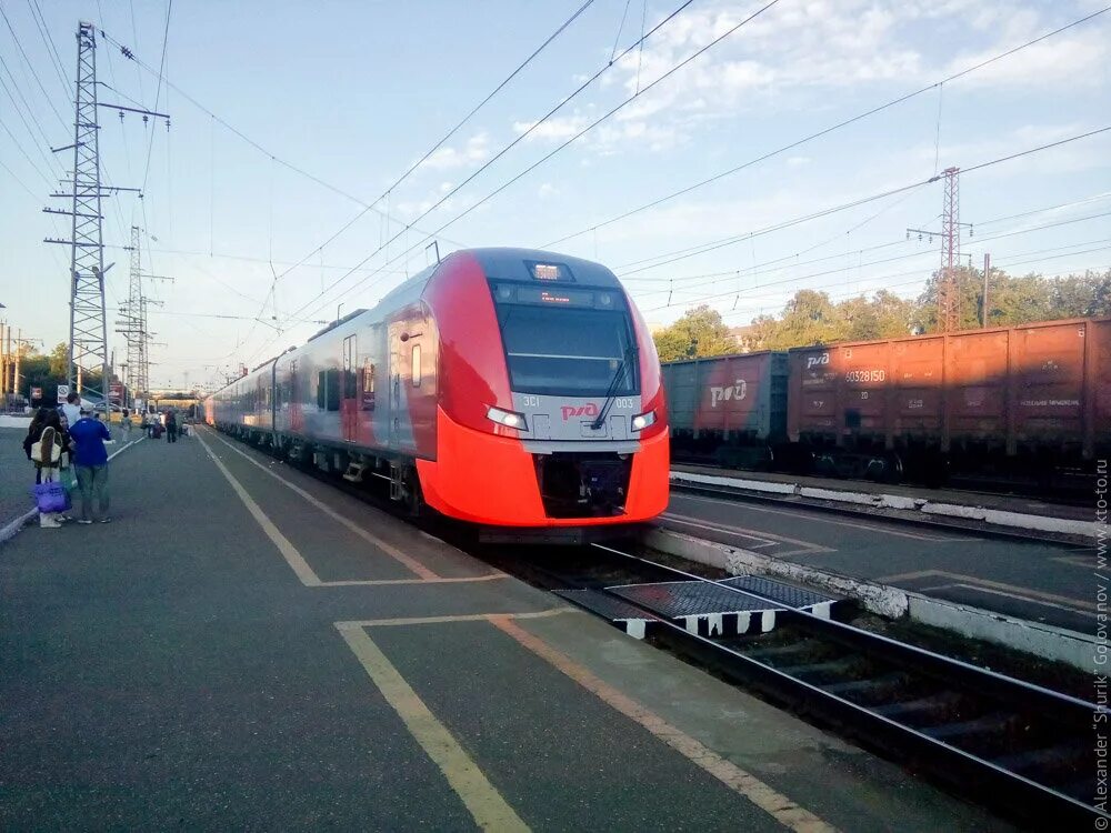 Поезд Ласточка Москва. Поезд Ласточка в Коврове. Ласточка Москва Смоленск. Ласточка поезд новый Москва. Жд билеты ржд ласточка