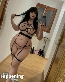 Nude OnlyFans Photo 25. 