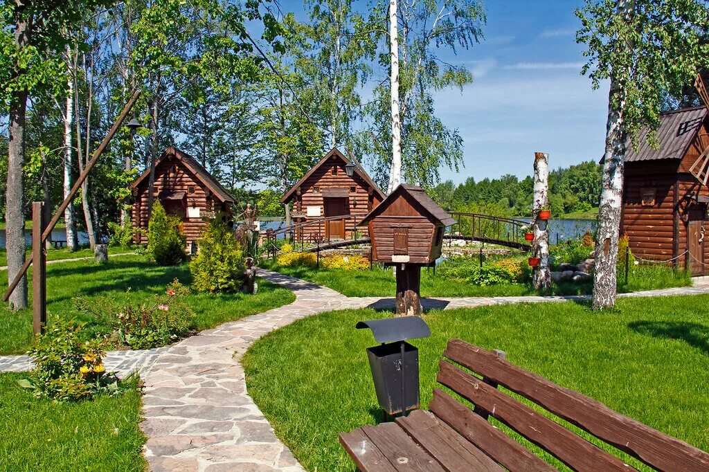 Прометей клуб 4 сочи лазаревское. Липки одинцово. Лесной остров рыбинский район еремейцево. Гранд отель аристократ костромская. Комплекс ярославна ярославль.