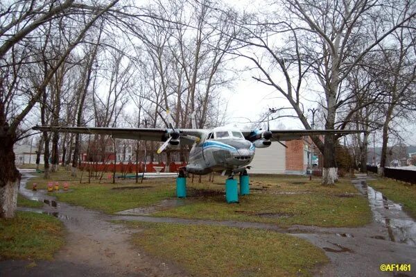 Погода ермишь рязанская на неделю. Л-410 самолет Ермишь. Ермишь памятник самолёту. Памятник самолет в Ряжске. Ермишь Рязанская область самолет.