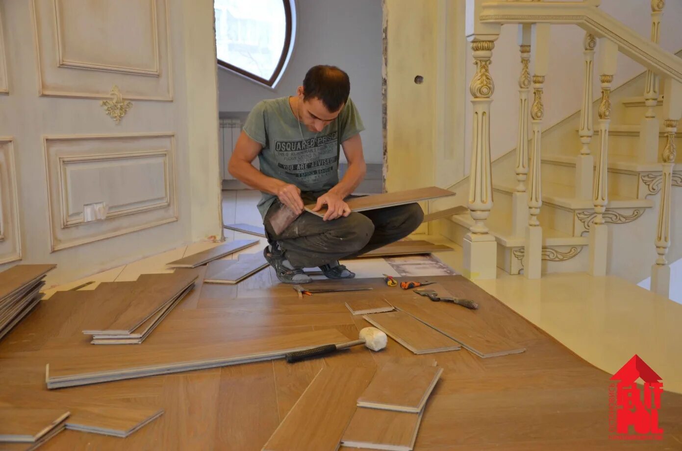 паркетчик для детей. столярное дело ворлдскиллс. Worldskills russia столярное дело. старый паркет. мастер паркетных работ.