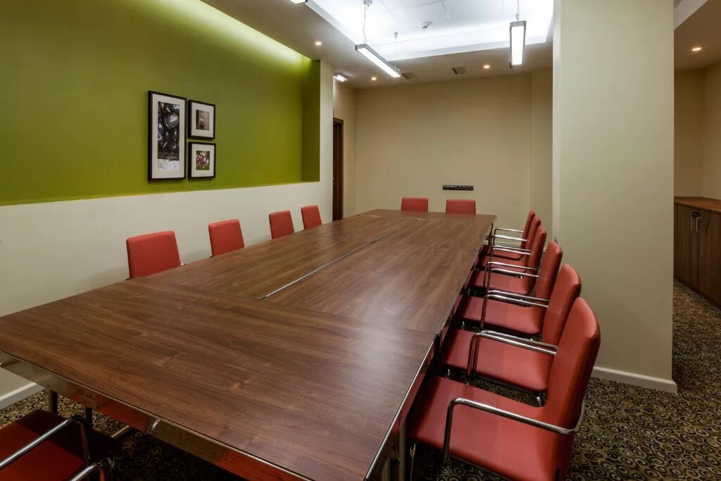 Хилтон гарден инн новая рига конференц залы. Hilton garden inn moscow new riga 4*. Рига хилтон гарден. Кленовый зал. Отель хилтон гарден инн на новой риге.