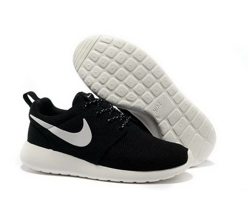 Кроссовки найк черно белые. Nike кроссовки roshe run. nike roshe run мужские черные. кроссовки nike roshe run мужские. nike roshe run black white.