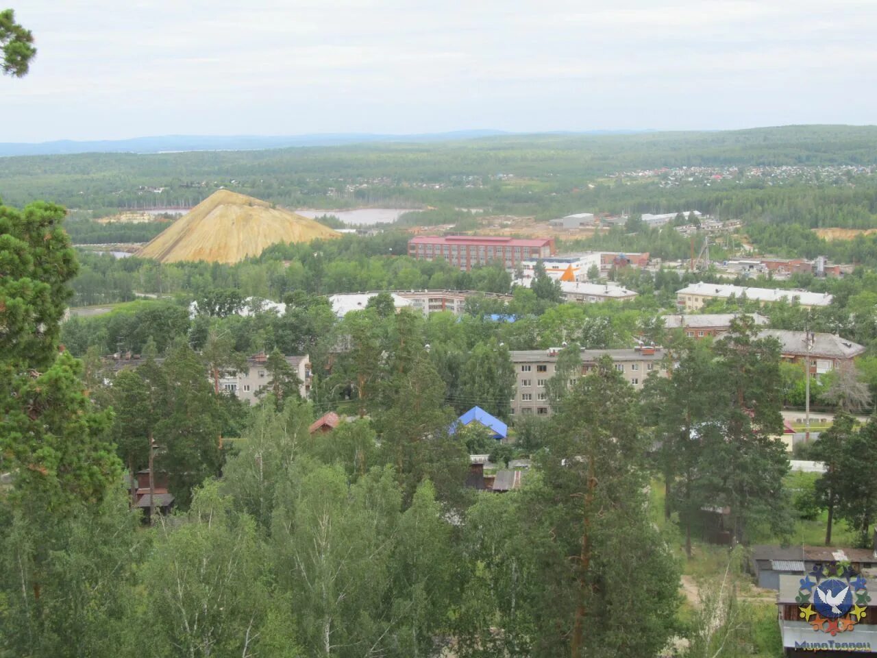 Дегтярск свердловская. Дегтярск свердловская область. Дегтярск свердловская область шахты. Бродвей дегтярск. Моджи дегтярск.