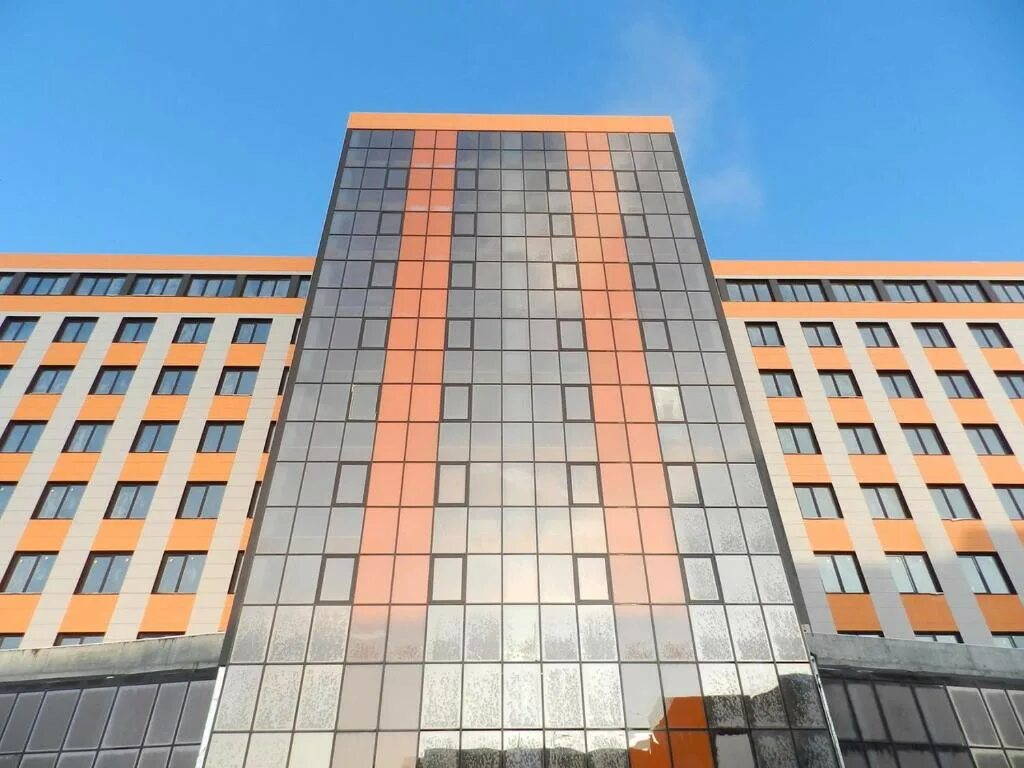 Таунхаус электросталь. Янтарь электросталь комсомольская 1. Апарт отель янтарь электросталь. Апарт отель янтарь электросталь. Электросталь сити.