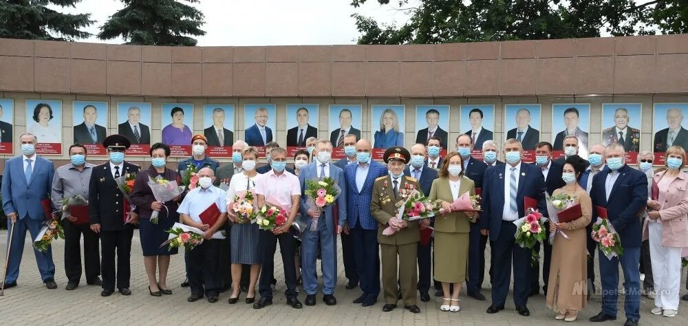 Почет труженикам. Доске почета «Трудовая Слава Липецкой области». Трудовая Слава Липецкой области доска почета 2022. Доска почета в Добринке Липецкой области. Липецкая областная доска почета.