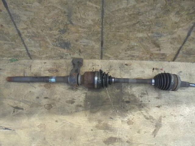 Передний привод хундай туксон. Приводной вал передний туксон 2,0. Привод туксона. Левый. 495002e250.