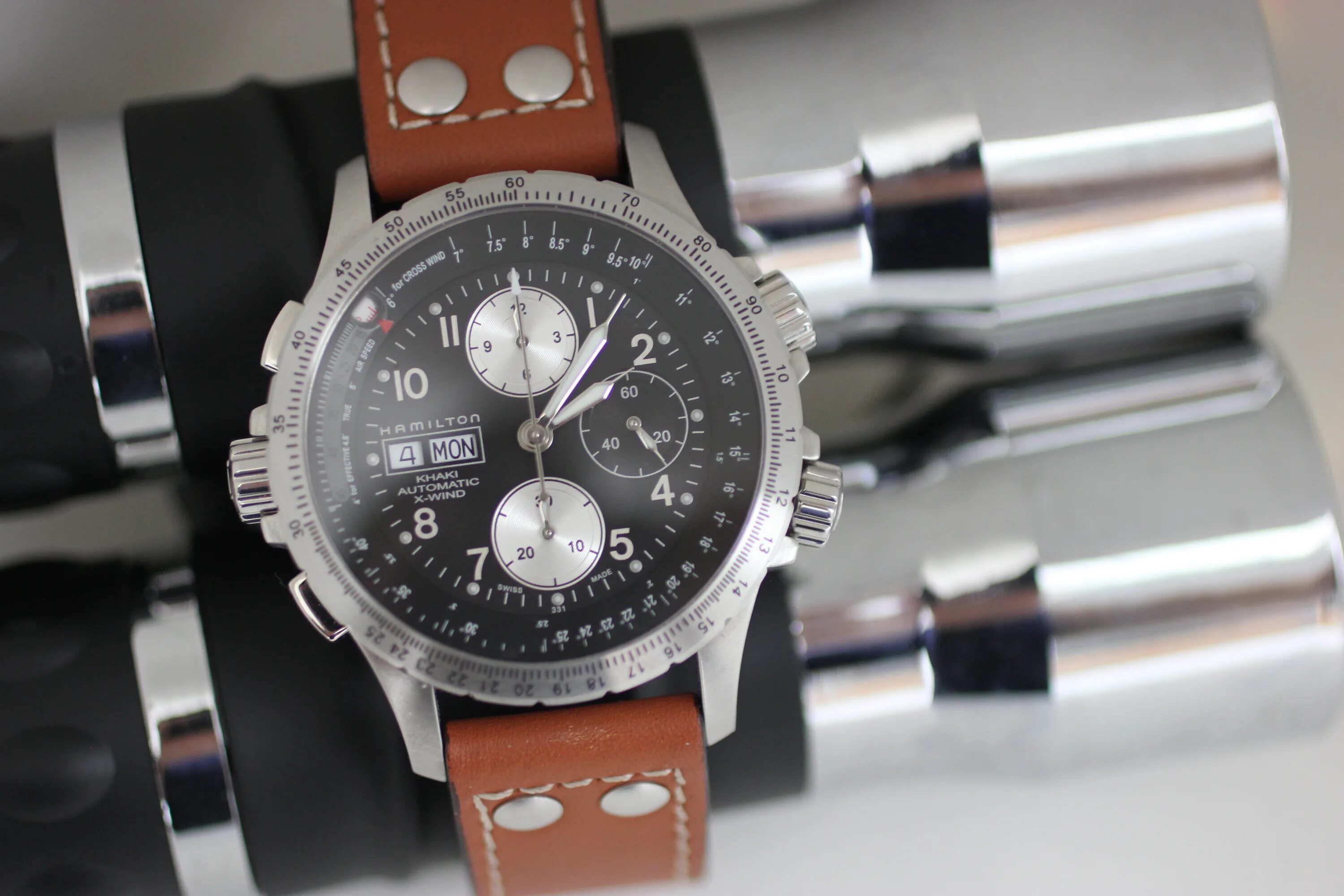 Hamilton khaki x wind. Часы hamilton khaki automatic x-wind. hamilton h77616533. auto chrono h77616533. часы гамильтон avtomatic x-wing h776960 gold.