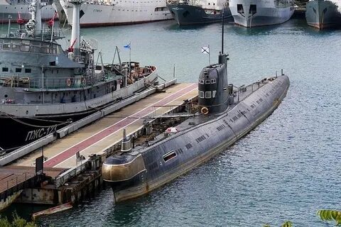 Подводная лодка украины