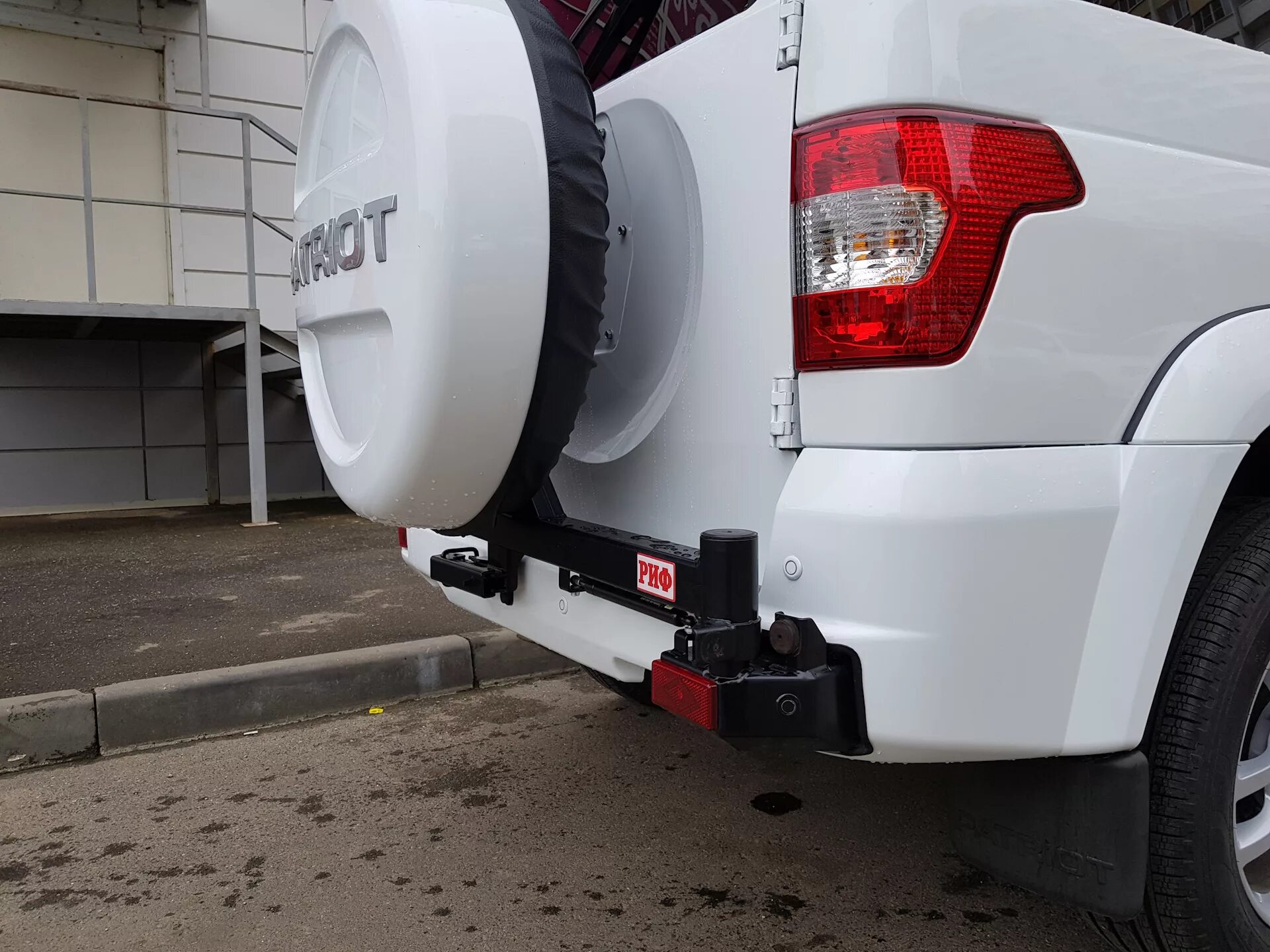 Кронштейн калитка запасного колеса уаз патриот. Калитка под запаску уаз 469. Калитка риф уаз патриот. Кронштейн калитка запасного колеса уаз патриот. Калитка под запаску патрол 61 чертеж.