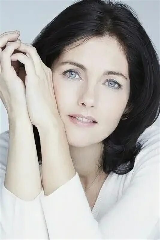 Caterina ferioli. Caterina ferioli. Caterina balivo скандал. Актриса с монотонным голосом. Мурино актриса.