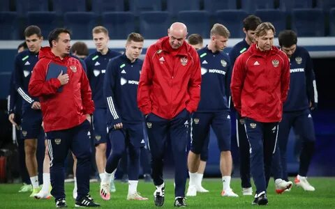 Хорватские болельщики вывесили политический баннер на матче против России :: Фут