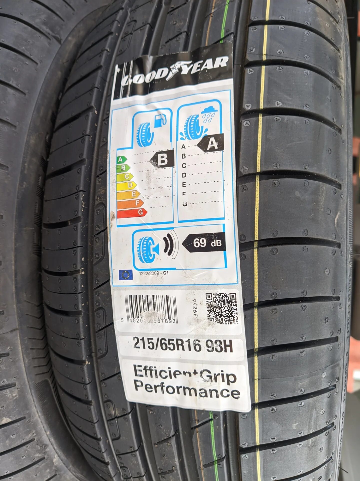 Goodyear EFFICIENTGRIP Performance 2 215/55 r16. Goodyear EFFICIENTGRIP Performance 2 215/65 r16 98h. Goodyear EFFICIENTGRIP Performance 2. Goodyear EFFICIENTGRIP Performance 215/55 r16.