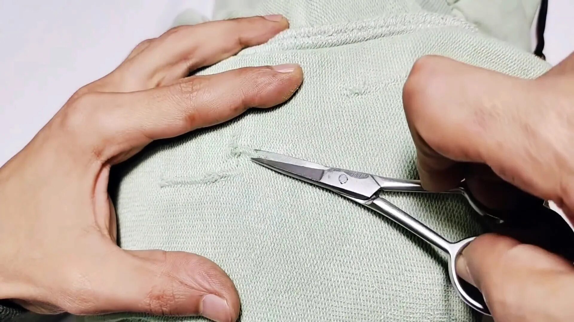 Стереть ручку с бумаги. Удалить чернила от шариковой ручки с бумаги. Стереть ручку с бумаги без следов. Стереть ручку с бумаги без следов. Красиво зашить стрелку на трикотаже.