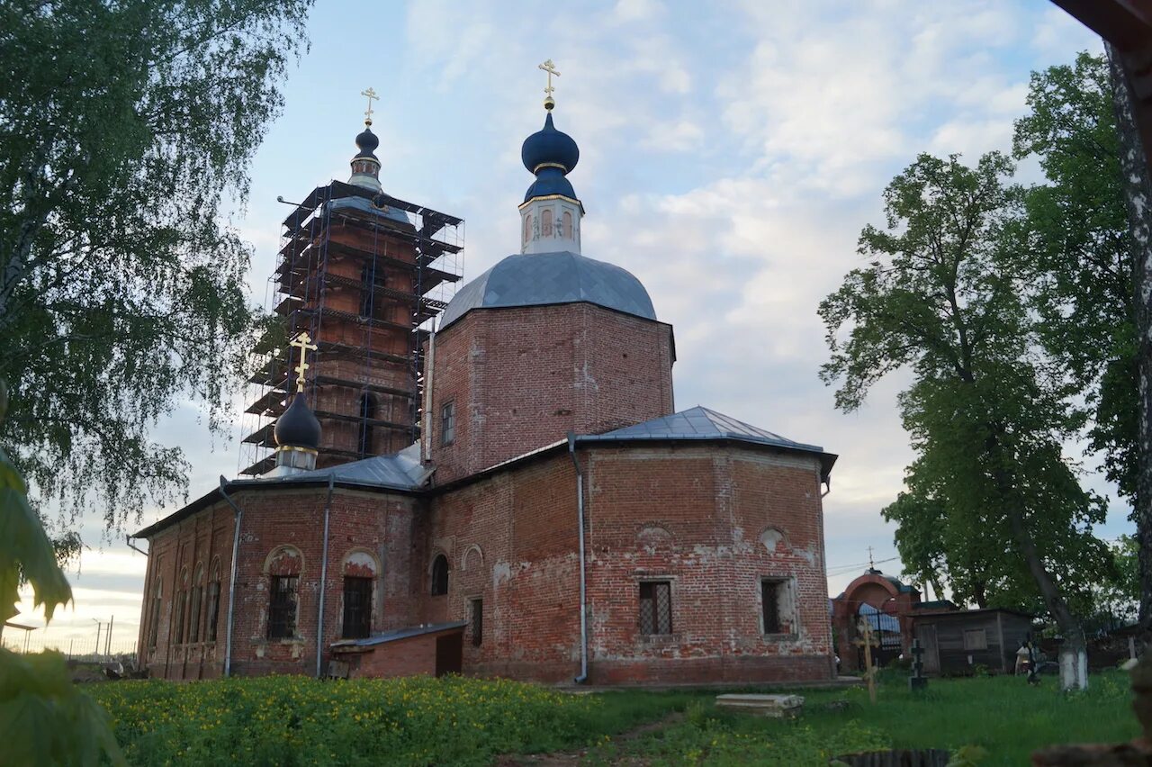 Храм преображения село. Деревня спас темня храм преображения господня. церковь спас темня чеховский. храм в спас темне чеховского района. храм преображения господня александров.