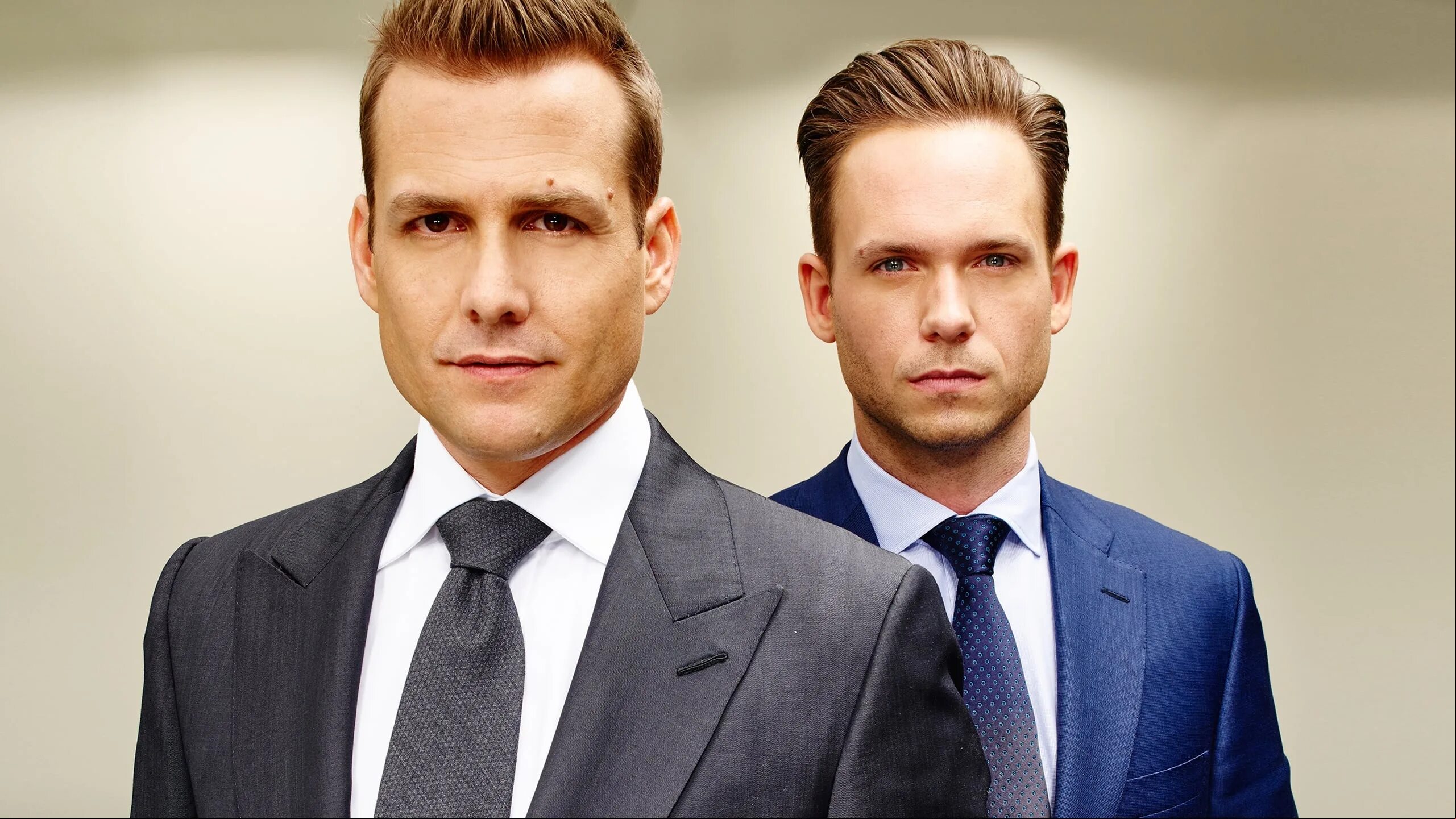 Suits seasons. Майк Росс Форс мажоры. Джим Рейнольдс Форс мажоры. Брайан Олдман Форс мажоры.