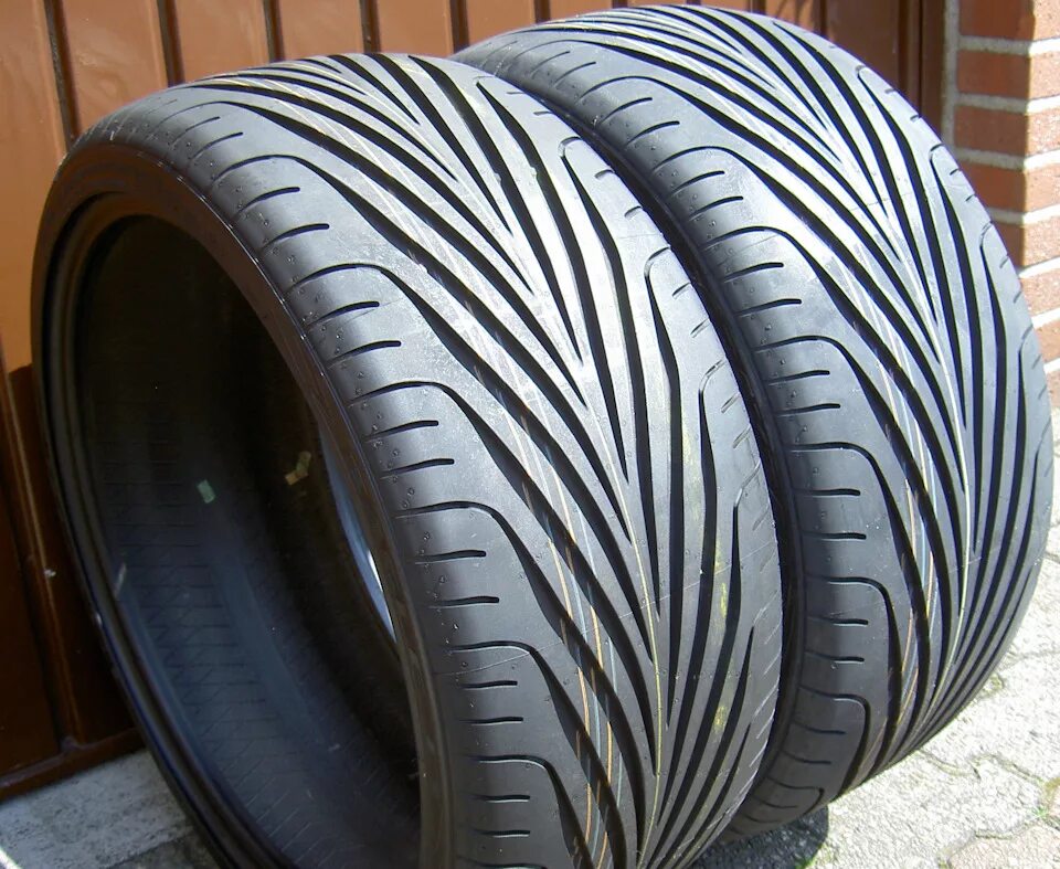 Goodyear Eagle f1 gsd3. R17.195/45 Goodyear Eagle f1. Шины Goodyear Eagle f1. Goodyear Eagle f1 елочка. 195 50 16 лето