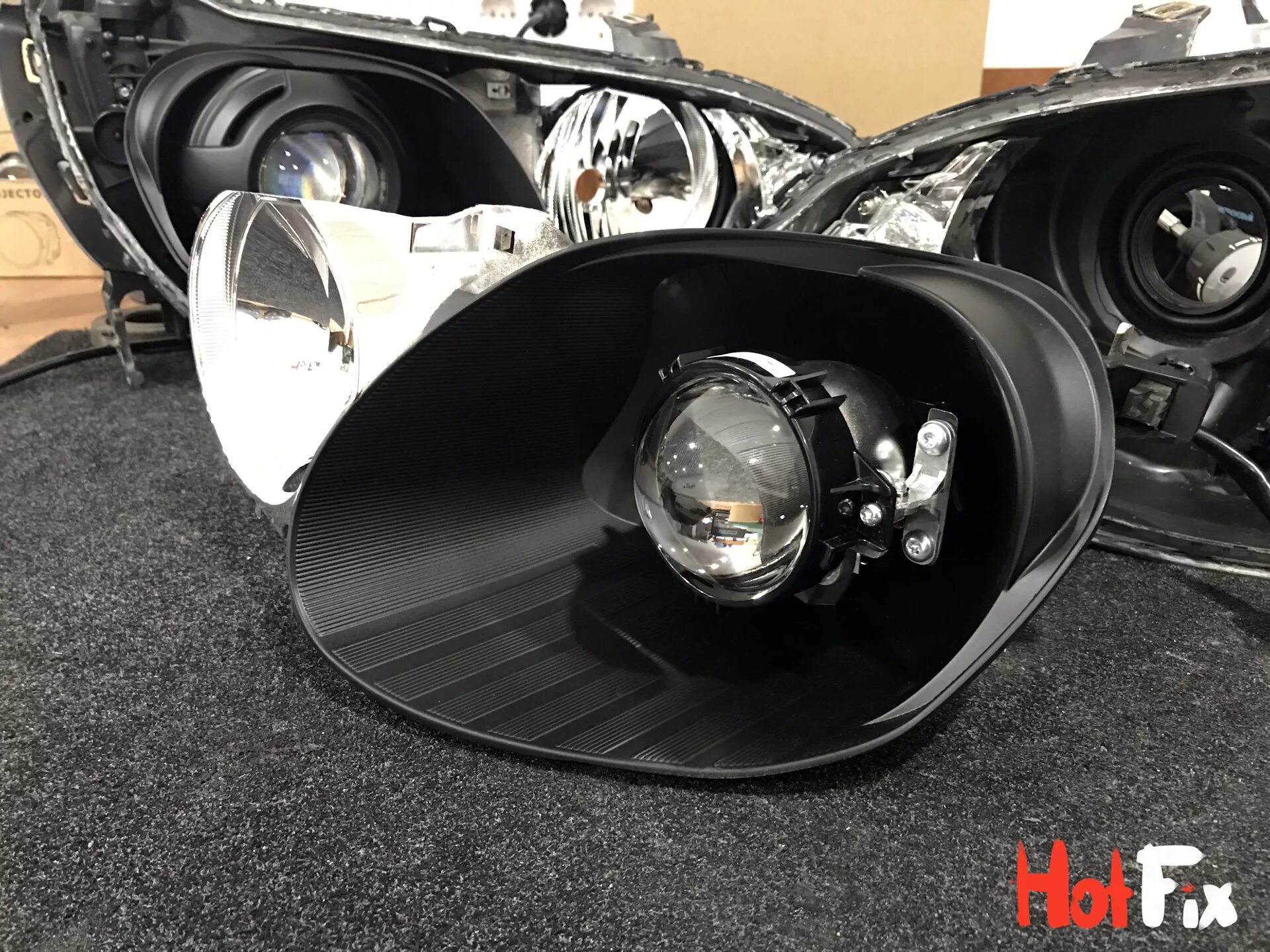 Bi led srt. Bi led линзы Honda Civic 4d. Диодные линзы Honda Civic 7. На bi-led Цивик 4д. Линзы Цивик 4д.