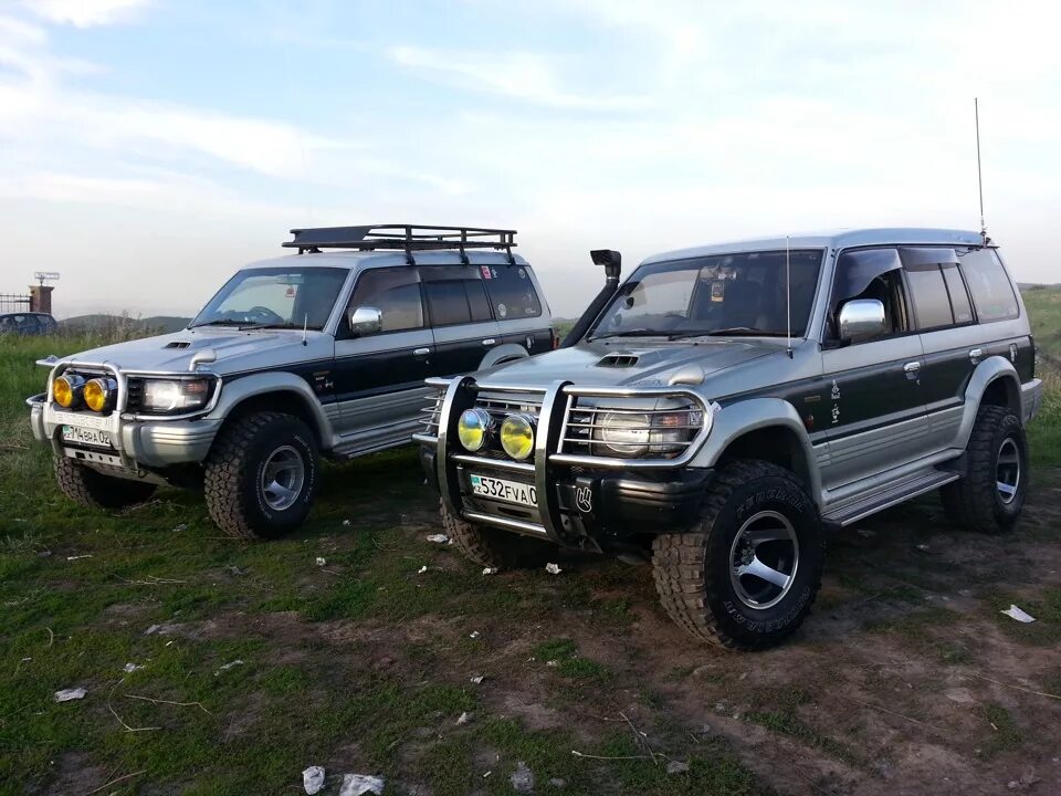 Mitsubishi pajero 2. 5 r15. Паджеро колхоз. Владельцы паджеро 2. Митсубиси паджеро 2 поколения.