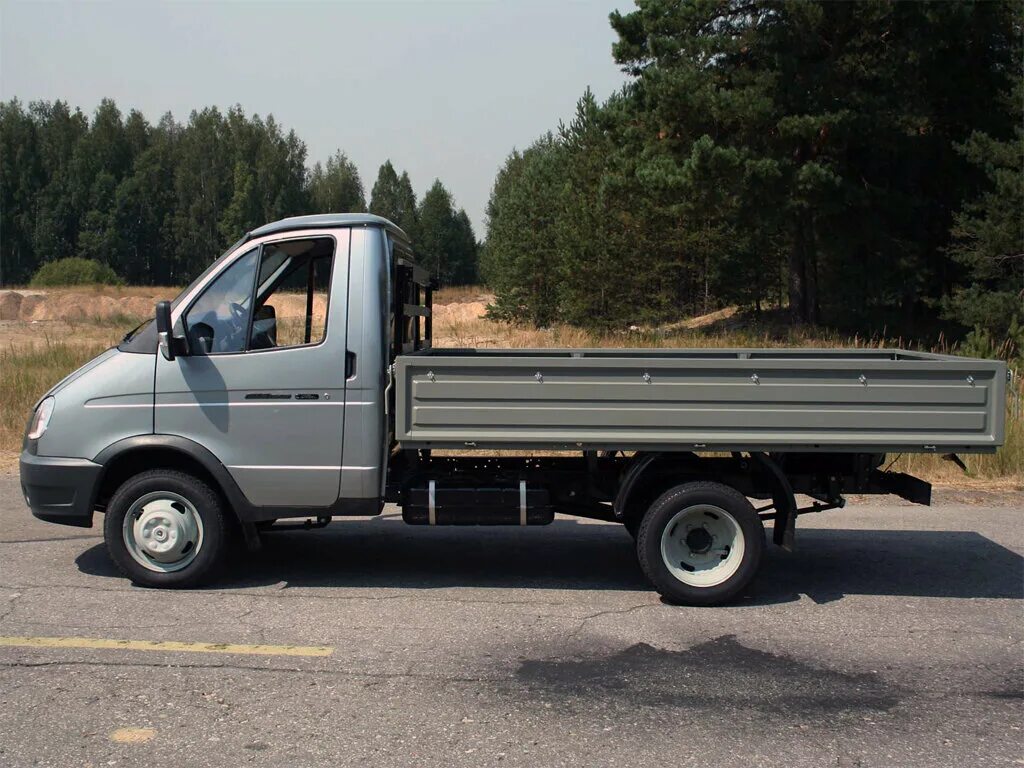 изотерм кузов. фредлайнер мини тягач. грузовой автомобиль с открытым верхом. Isuzu forward грузовой-бортовой. Hyundai грузовой бортовой.