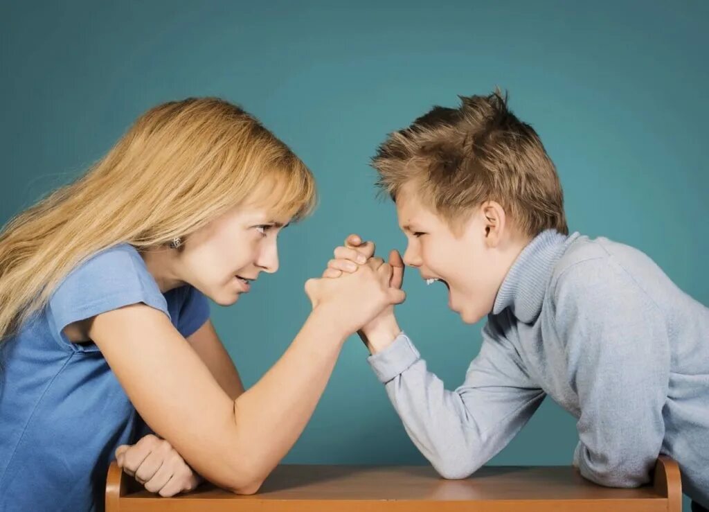 Исследование агрессивного поведения подростков. Отношения родителей и детей. Родители и дети. Конфликт родителей и детей. Отношения между родителями и детьми.