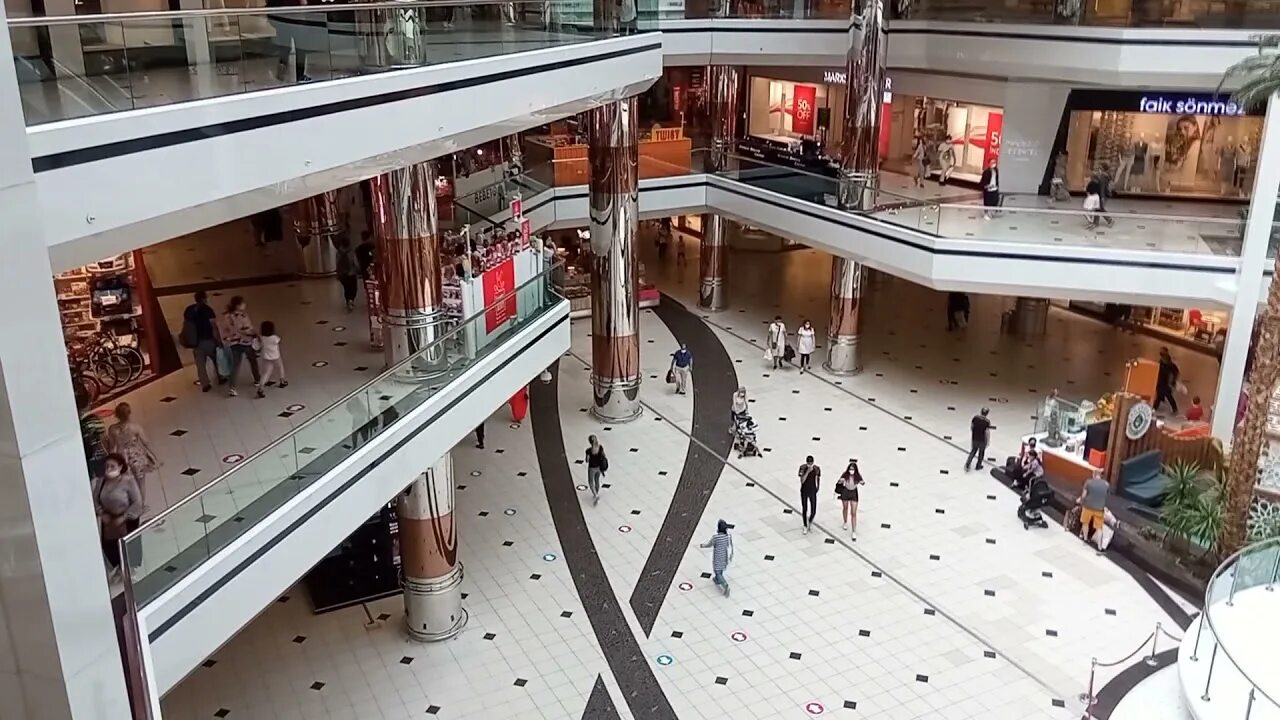 Торговый центр в стамбуле колизей. Тц в турции cevahir. Джевахир фото. Джевахир торговый центр. Cevahir торговый центр в стамбуле.