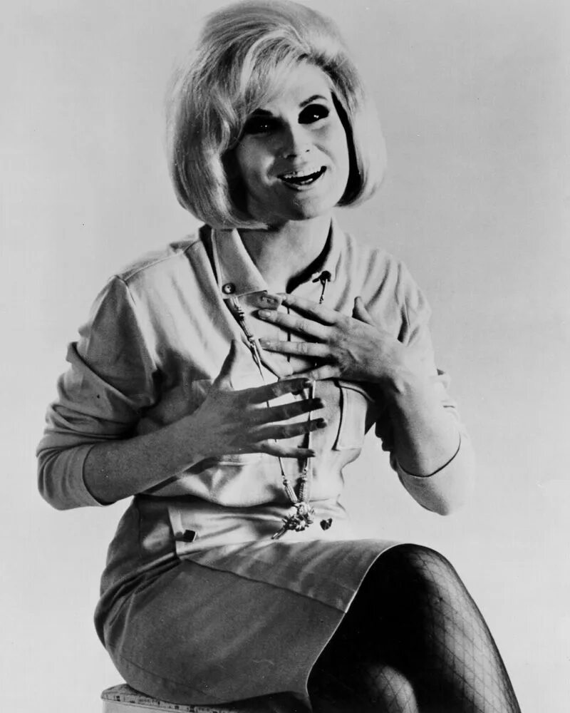 Дасти спрингфилд. Dusty springfield в 60-е. dusty springfield в молодости. дасти певица.