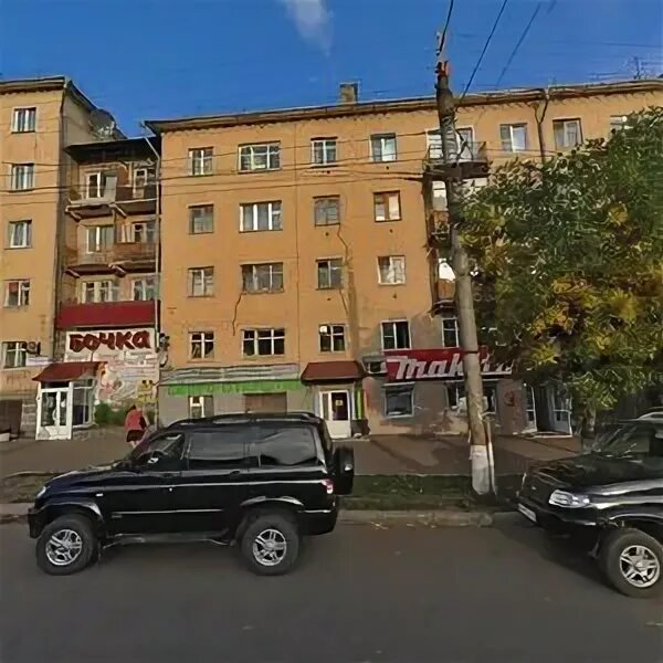 Расплескалась синева: ночью в Кирове разгромили алко-маркет - Навигатор Киров