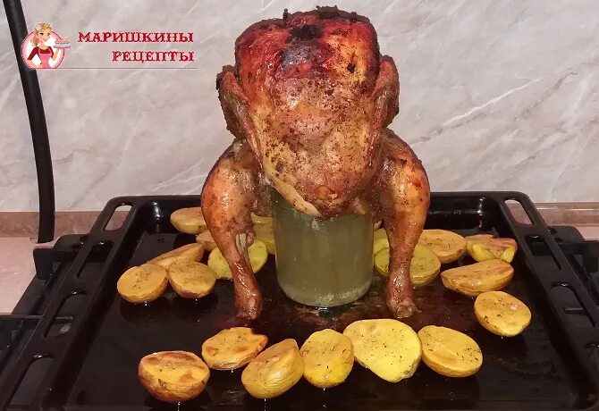 Рецепт курицы на банке в духовке целиком. Курица на банке в духовке целиком. курица на банке в духовке целиком с хрустящей корочкой. курица в духовке целиком с хрустящей корочкой. жареная курица на банке.