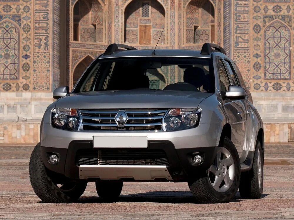 Дастер спереди. Рено Дастер джип. Кроссовер Рено Дастер. Renault Duster 2011. Renault Duster 2022.