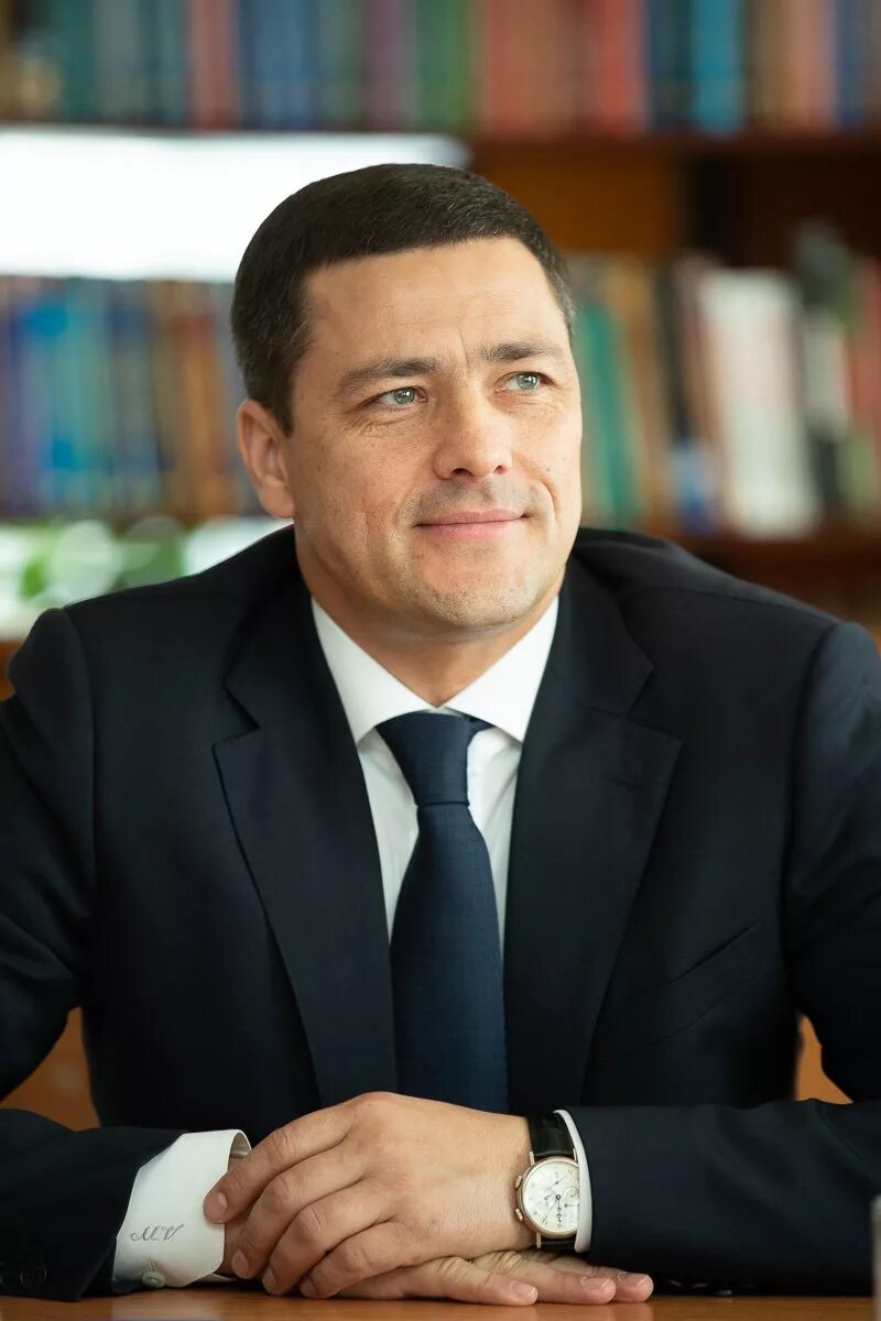 Михаил ведерников псков. Михаил ведерников псков. Ведерников губернатор. Михаил юрьевич ведерников. Михаил юрьевич ведерников.