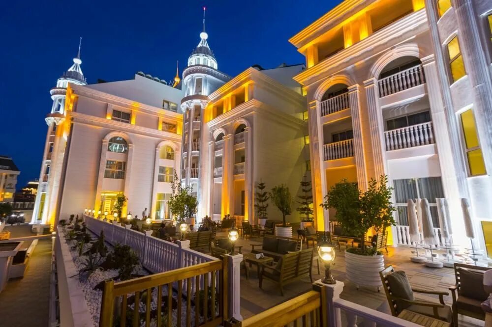 Side royal hotels 5. Side Royal Palace 5 Турция. Отель Сиде Роял. Рояль Сиде Палас Турция. Side Royal Palace Hotel Spa 5.