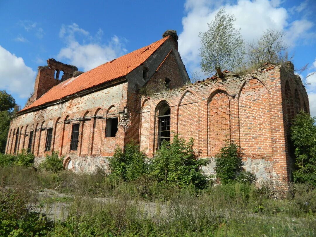 Большаково славского района. Славск кирха. Кирха в Большаково Калининградская область. Кирха в Кумачево Калининградская. Кирха в Славске Калининградской области.