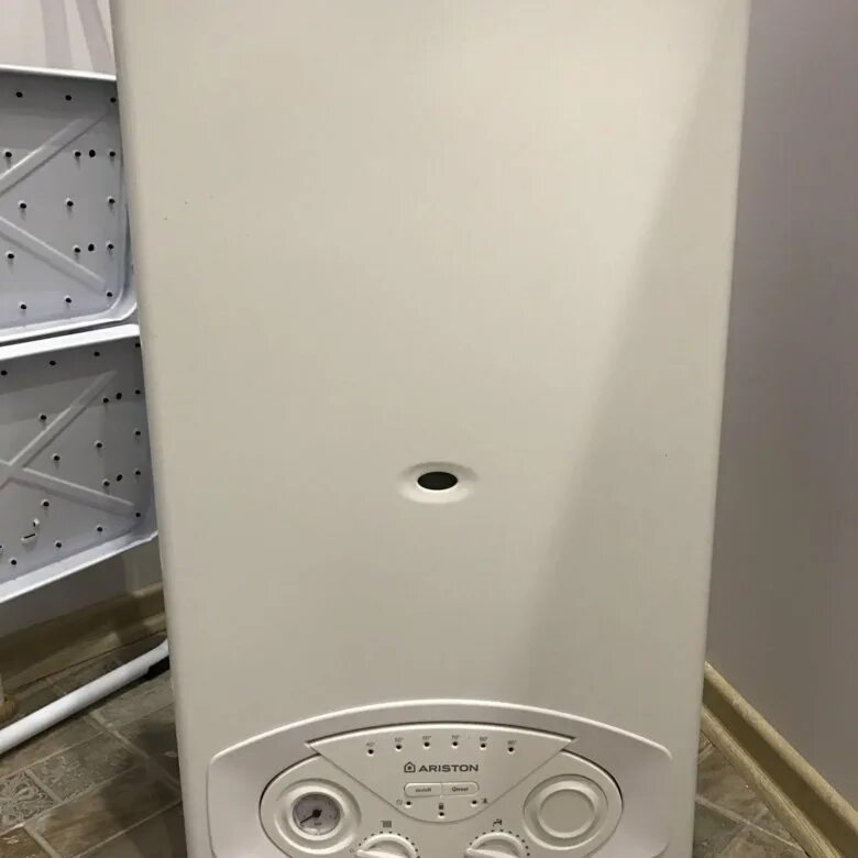 Котел отопления аристон двухконтурный. Ariston bs ii 15 ff. 2 контурный котел аристон. газовый котёл аристон двухконтурный. аристон картинки.