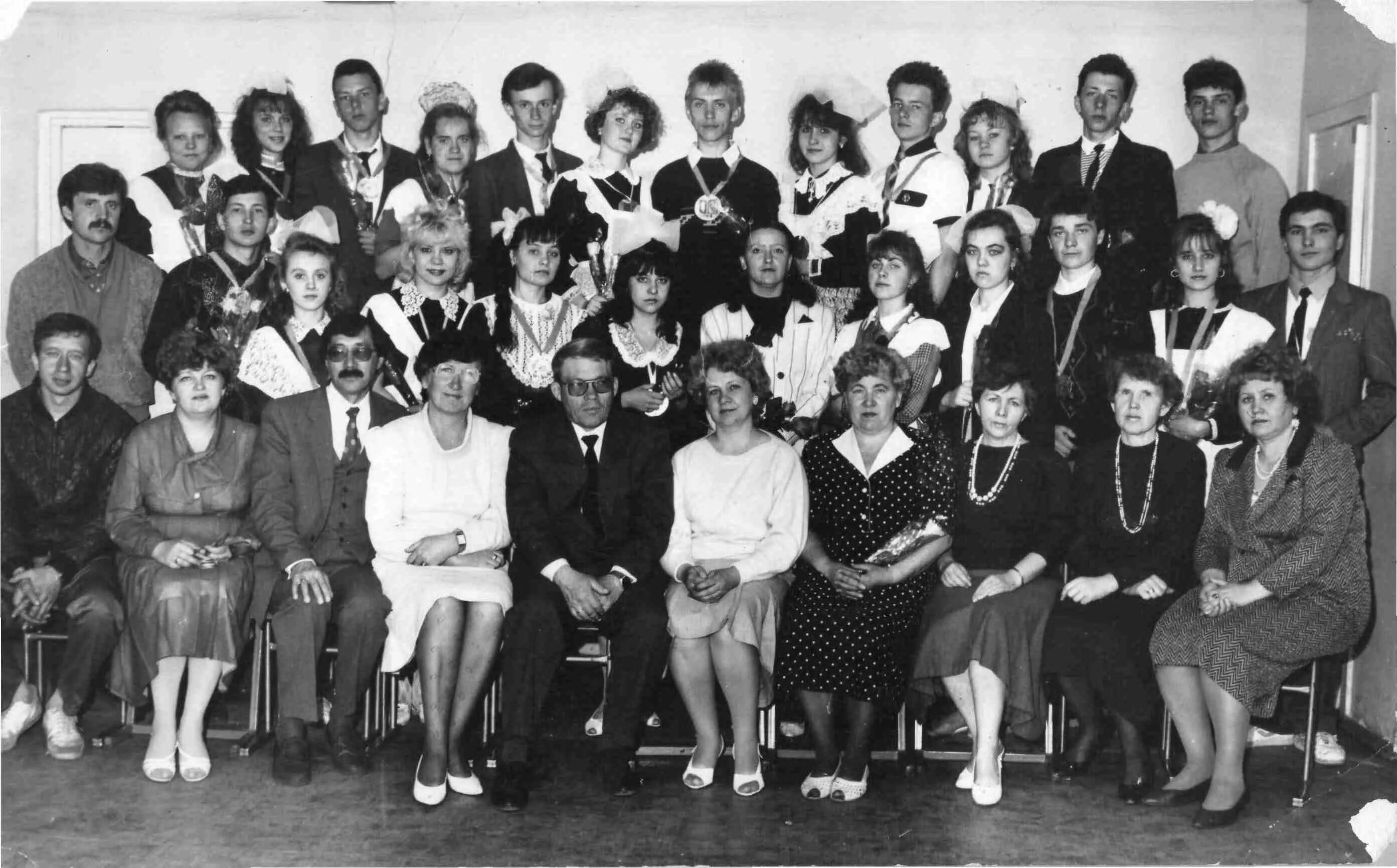 г нелидово 1976. ермаковская школа любимский район 2000 год. 51 школа тольятти. главный административный центр тольятти. школа 30 белово.