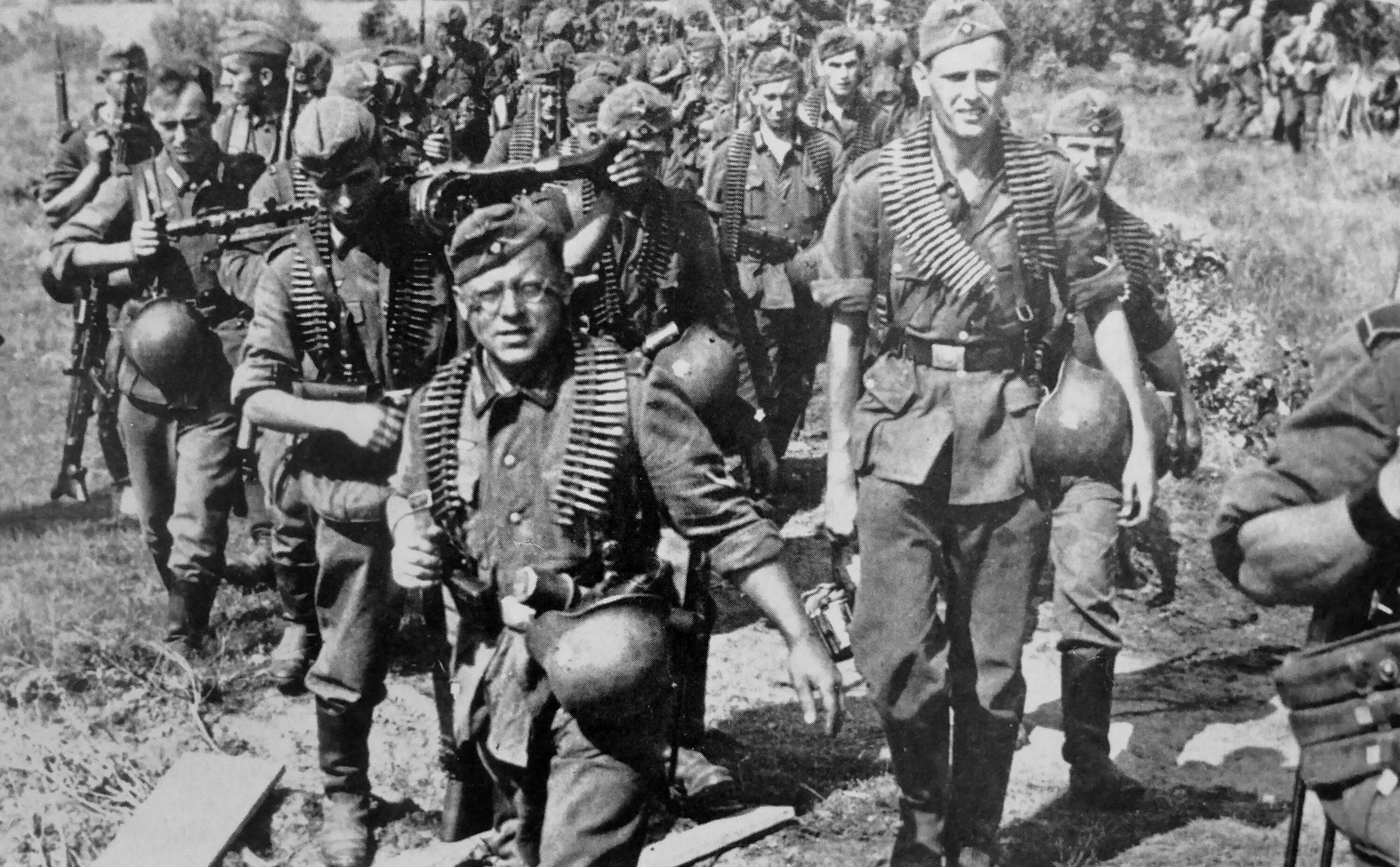 Вермахт 1941 г. Вермахт 1941. пехотинец вермахта 1941. солдаты вермахта лето 1941.
