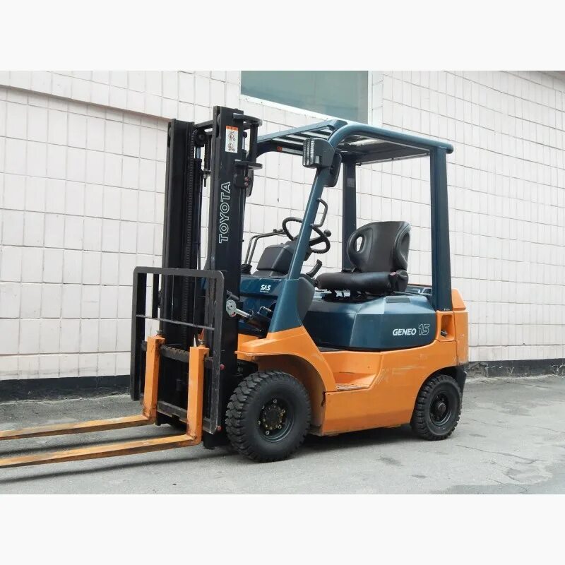 Toyota 02-7fg15. Вилочный погрузчик блиппи. Тойота погрузчик вилочный 1. Погрузчик komatsu fd-20. Вилочный погрузчик toyota 1.