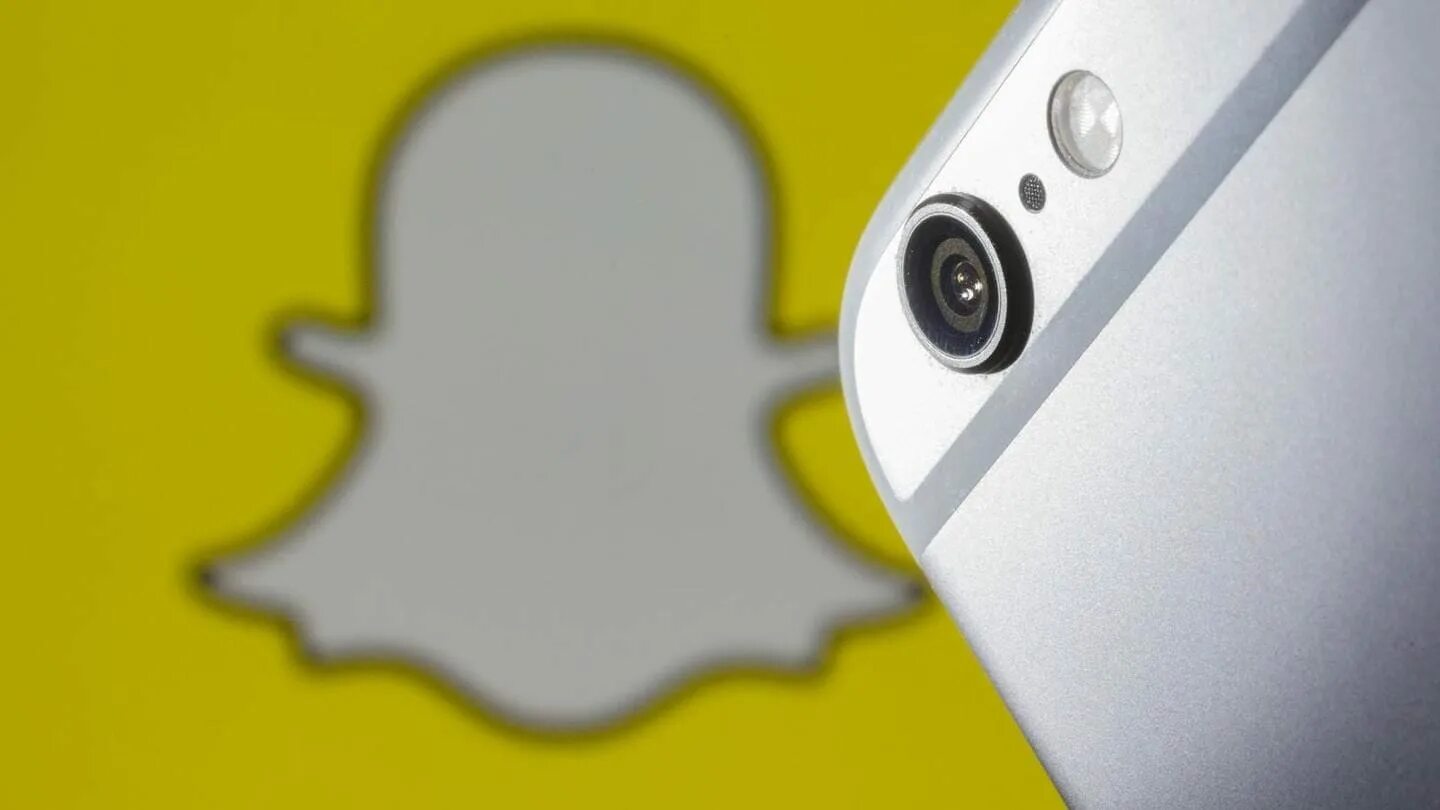 Камера снэпчат. Snapchat. Офис snapchat. Snapchat Camera. Snapchat Camera QR.