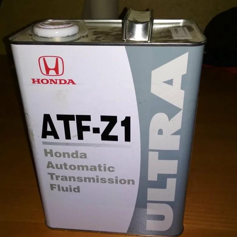 Атф 1 масло. Хонда АТФ z1. Honda Ultra ATF-z1. Хонда ATF z1. Трансмиссионное масло Honda Ultra ATF z1.