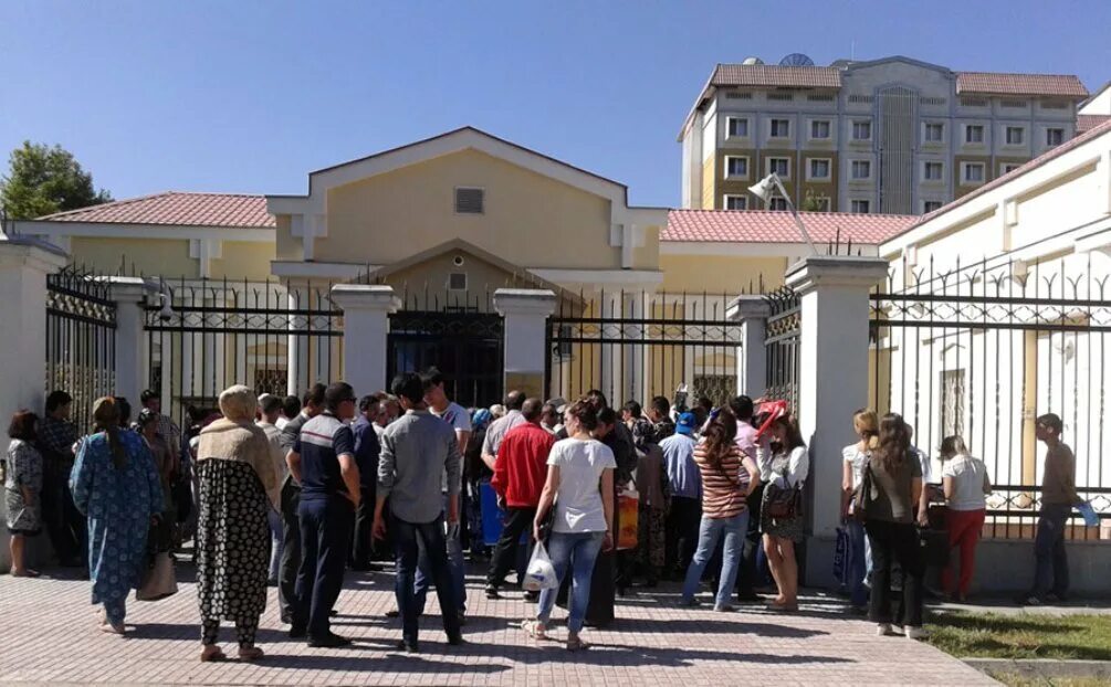 Пасолстватаджикистанев москве. Российское посольство в республике таджикистан. Консул таджикистана в москве. Российское посольство в республике таджикистан. Российское посольство в республике таджикистан.
