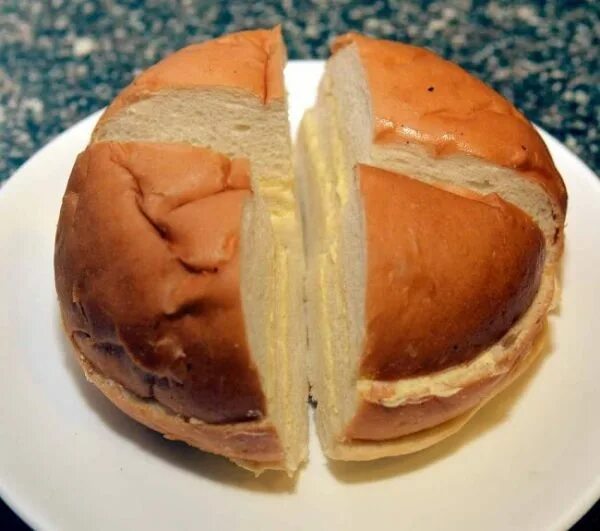 Bun hunting chapter. Индийские булочки. маска булочки. ,булочка round bun. булочки треугольники.