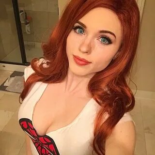Amouranth видео