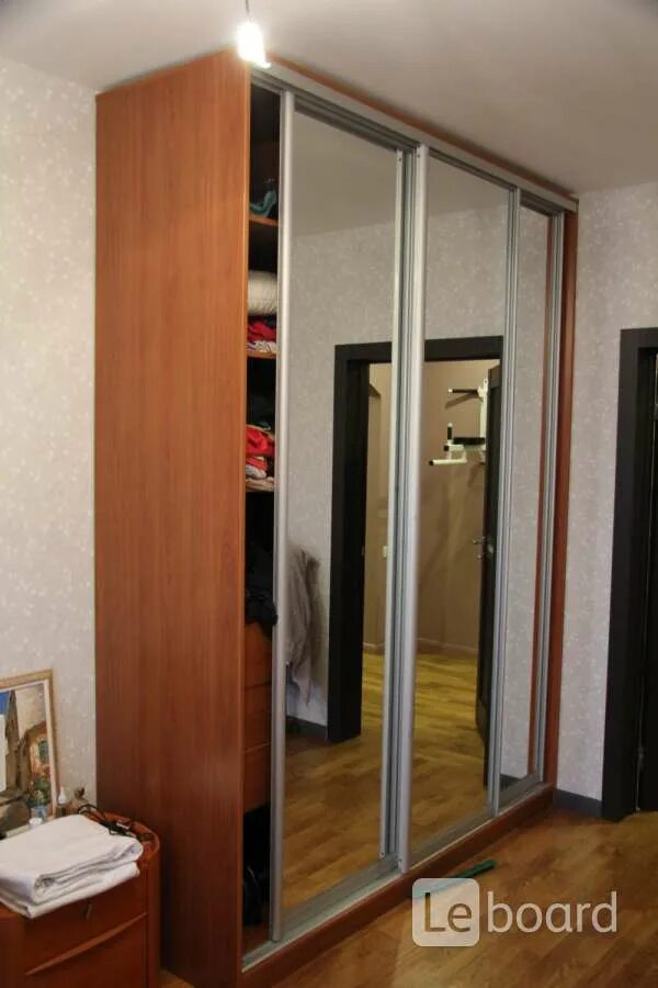 Продается шкаф. Шкаф офисный б/у. Б/у шкаф кыштым. Шкафы бу москве. Шкаф б/у.