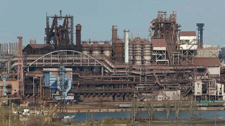 Комбинат азовсталь мариуполь. Мариуполь азовсталь проходная. Азовсталь 2023. Азовсталь мариуполь. Подземелья завода азовсталь.