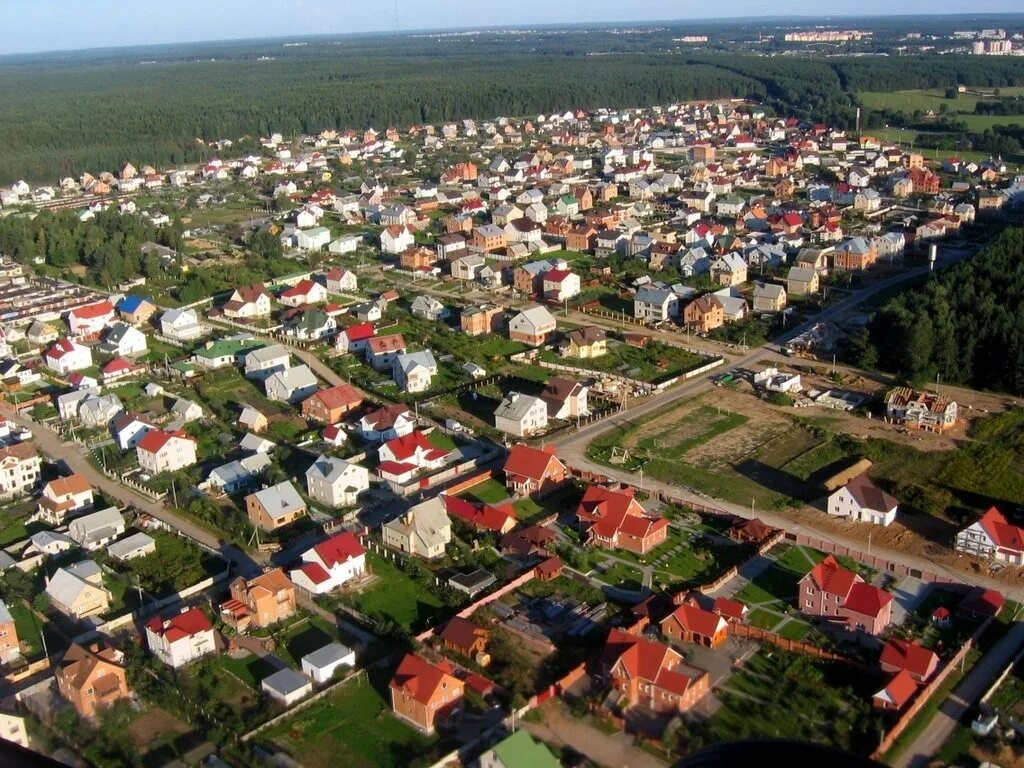 Какого жить в белоруссии. Агрогородок в Белоруссии. Деревни Белоруссии. Современная деревня в Белоруссии. Агрогородки в Белоруссии.