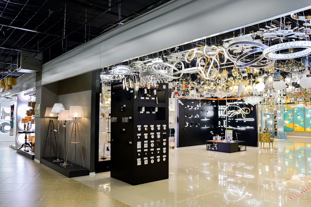 Магазин люстр. Магазин света в купчино. Магазин светильников в санкт петербурге мир света. Магазин светильников. Магазин света в санкт петербурге.