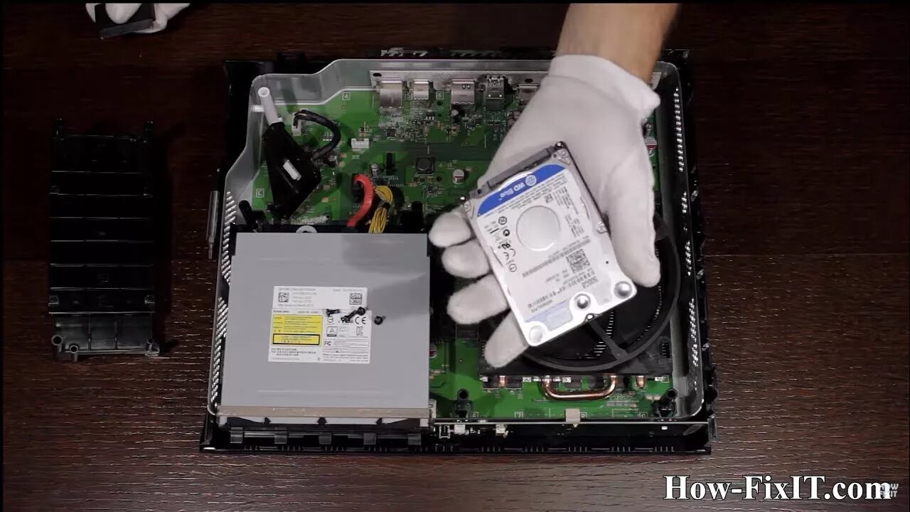 Какой жесткий диск подойдет для xbox. Жесткий диск xbox one. ssd диск на приставку xbox 360. xbox 360 hdd вместо привода. замена ссд xbox.