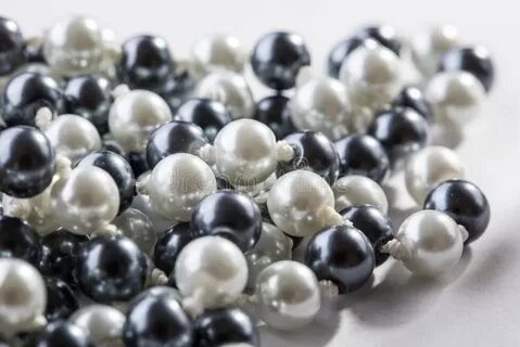 Black pearl white