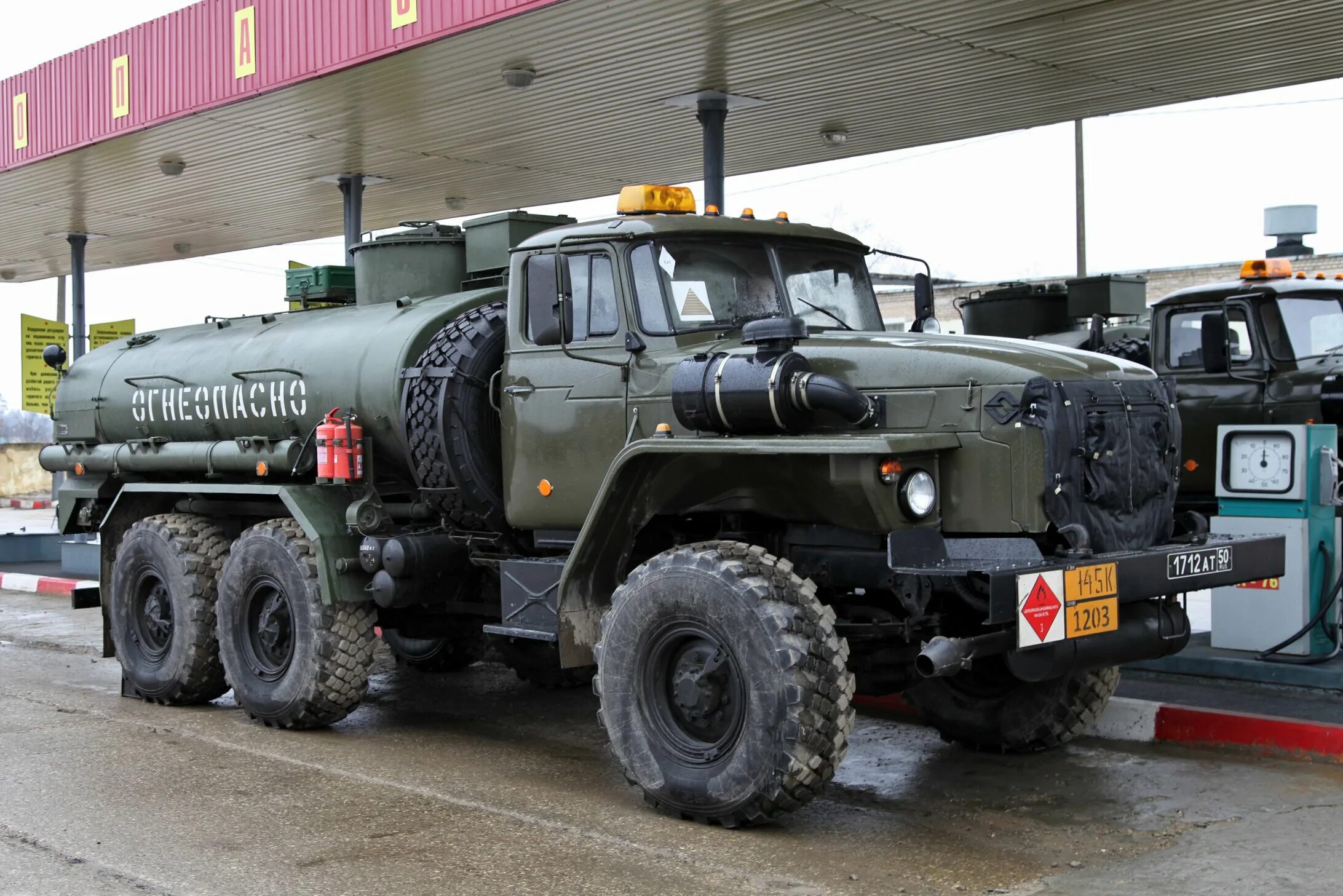 урал 4320 атз. урал топливозаправщик урал 4320. урал 4320 топливозаправщик. урал 4320 автоцистерна. урал 4320 бензовоз.