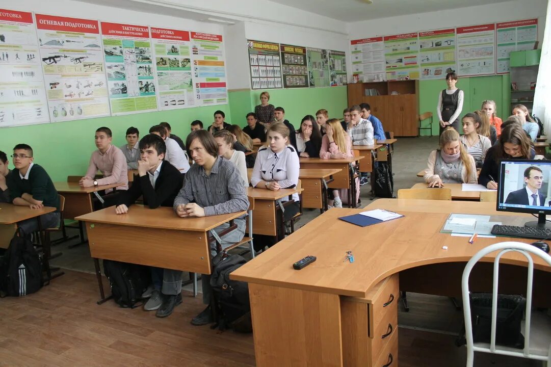 школа в лазурном краснодар. 94 школа краснодар новый корпус. 94 школа краснодар новый корпус на тепличной. школа 58 краснодар официальный сайт. школа 38 адлер.